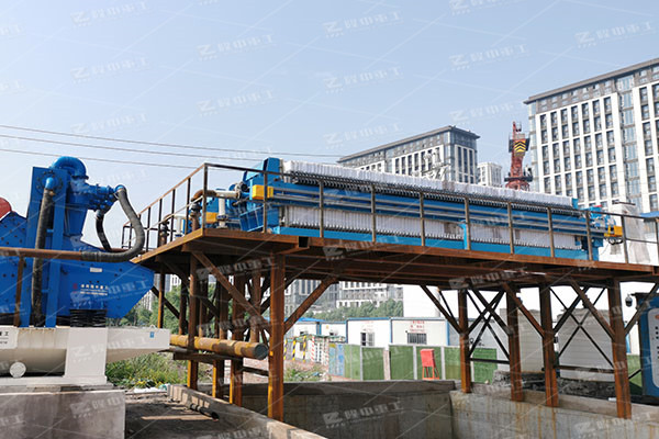 如何解決帶式污泥壓濾機(jī)遇到濾帶清洗的問(wèn)題？